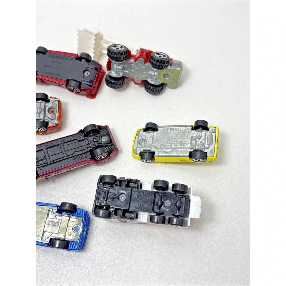 Lot of 15 Loose Diecast‎ Cars Hot Wheels Matchbox 70's 80's 90's Vintage